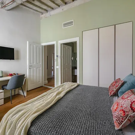 Il Parione Luxury With View, *